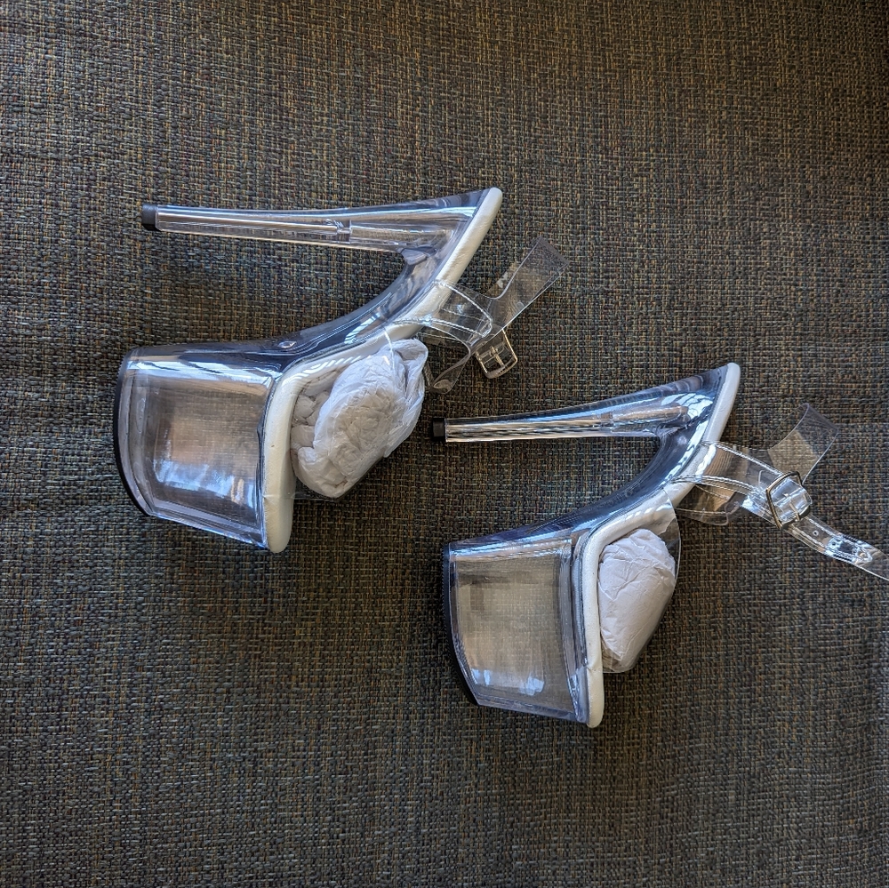 Pleaser Sky, Clear, Size 5, 7" heel, NIB